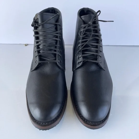 Red Wing Heritage Sheldon Black Leather Boots with Timeless Design - Picture 2 of 11